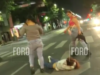 Captan a un par de mujeres propinando brutal golpiza a otra en Eje Central, CDMX