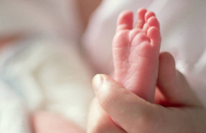 Piden ayuda para bombero de Ixtapaluca; su esposa dará a luz a 13 bebés