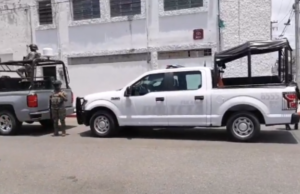 Realizan operativo sorpresa en local de Mérida; buscaban “fayuca”