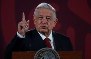 Precios de gasolinas y luz no aumentarán, pese a inflación: AMLO