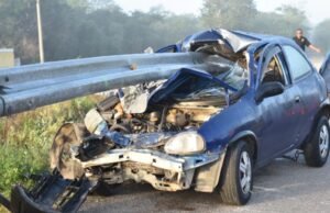 Accidente en la Carretera Mérida-Cancún: Tres Personas Resultan Heridas en Choque en el Kilómetro 28