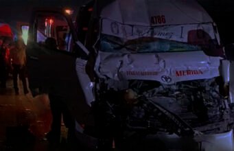 Accidente vehicular deja 15 personas lesionadas en la carretera Mérida-Cancún