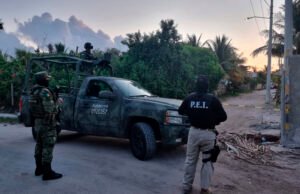 Aseguran narcóticos y detienen a dos personas en operativo antidrogas en Chelem