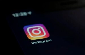Instagram bloquea del acceso público a mensajes sobre el aborto