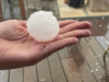 Muere bebé por impacto de bola de hielo durante tormenta de granizo en España
