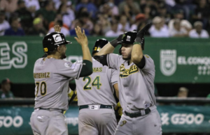 Leones toma ventaja en los Playoffs frente a Pericos