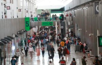 AICM reducirá 15 por ciento sus operaciones durante invierno