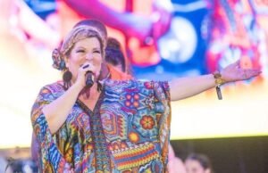 Gobierno del cambio anuncia su cierre de administración con Margarita la diosa de la cumbia y calibre 50