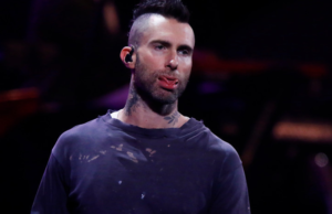 Adam Levine: Dos mujeres acusan al cantante de enviarles mensajes obscenos