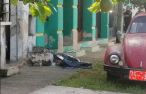 Hombre muere mientras caminaba en la colonia San Antonio Kaua