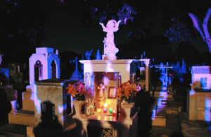 Este será el horario de los cementerios de Mérida en días de Fieles Difuntos