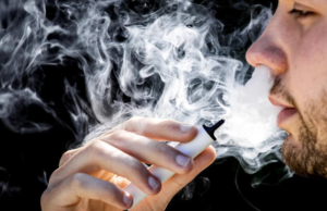 Cofepris alerta por presencia de veneno para ratas y cucarachas en vapeadores