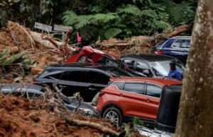 Suman 26 fallecidos tras avalancha en Malasia