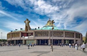 “Devotos de la Virgen Inician Peregrinación Anual a la Basílica de Guadalupe: Recomendaciones y Reforzamiento del Operativo de Seguridad en la CDMX”