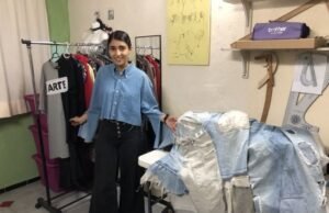 “Ángeles Maldonado: Transformando la Moda en Arte a Través del Reciclaje y Diseño”