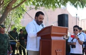 Incidente en Motul: Alcalde Golpea a Residente por Críticas en Internet