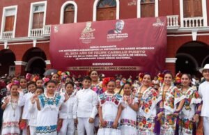 Motul nombra a Andrés Manuel López Obrador como “Héroe Nacional”