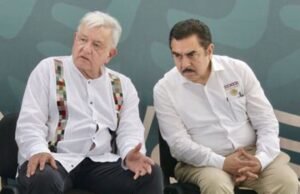 El Presidente AMLO supervisa la construcción de la primera gasolinera del Bienestar en Campeche