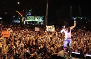 Steve Aoki anima Ciudad Carnaval con su famoso lanzamiento de pasteles