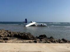 Avión se estrella en playa de Somalia tras despegar de Mogadiscio; no se reportan víctimas