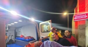 Solidaridad en Ticul: vecinos y autoridades apoyan a adulto mayor de 95 años tras emergencia de salud