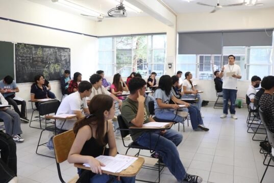 UADY realiza examen de admisión para bachillerato; más de 5 mil jóvenes compiten por 3 mil 400 lugares
