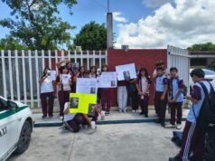 Polémica en secundaria de Cancún: director retira altar de alumno fallecido y desata indignación