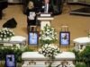 Con flores y ataúdes blancos, despiden a ocho niños asesinados en tragedia familiar en Luisiana