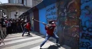 Blindan el Zócalo ante protestas de la CNTE previo al arranque del Mundial