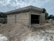 Clausuran construcción por invadir banqueta y carecer de permisos en Tizimín
