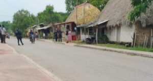 Detonaciones de arma de fuego alarman a familias y estudiantes en comunidad de Lázaro Cárdenas