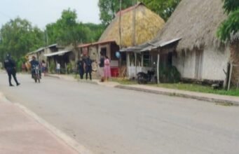 Detonaciones de arma de fuego alarman a familias y estudiantes en comunidad de Lázaro Cárdenas