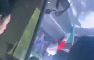 Reconocen a operador de autobús tras poner a salvo a pasajeros en carretera de Quintana Roo