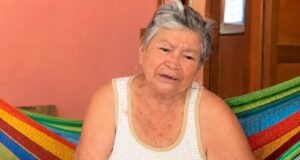 Entre lágrimas y miedo al desalojo: adultos mayores de Ticul enfrentan perder la casa donde vivieron toda su vida
