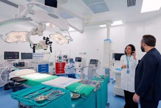 El Salvador estrena moderno Hospital Rosales con cirugía robótica y atención gratuita