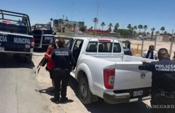 Investigan presunto uso de vehículo oficial de Conagua para transportar propaganda política en Torreón