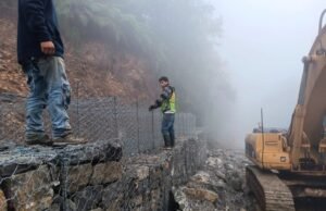 Lluvias golpean carreteras de Veracruz; SICT despliega maquinaria y mantiene vigilancia permanente