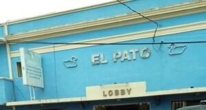 Roban motocicleta en hotel del Centro de Mérida; víctima pide apoyo para recuperarla