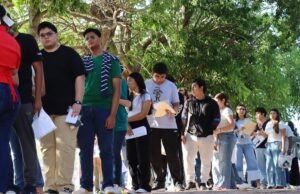 Miles de jóvenes presentan examen para ingresar a la UADY este fin de semana