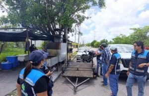 Ayuntamiento de Mérida intensifica operativos y retira más de 100 puestos irregulares