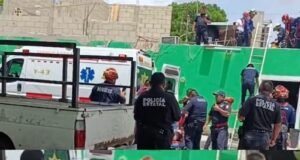 Albañil resulta gravemente herido tras recibir descarga eléctrica en techo de una vivienda en Mérida