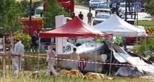 Tragedia en Francia: avioneta de paracaidismo se desploma tras despegar y deja 11 muertos