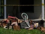 Rescatan a 16 menores de una vivienda en condiciones extremas en Ohio; cuatro adultos son detenidos