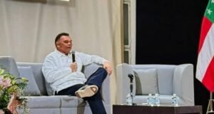 Cuestionan participación de Rolando Zapata en conferencia sobre salud mental e inteligencia artificial en la UADY