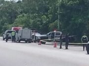 Investigan posible feminicidio tras hallazgo del cuerpo de una mujer en carretera de Quintana Roo