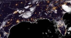 Prevén lluvias, tormentas eléctricas y fuertes rachas de viento para Yucatán este martes