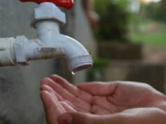Mientras persisten las fallas en el suministro de agua, trabajadores señalan presuntos gastos en vehículos y equipos para altos mandos de la JAPAY