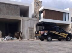Fletero exhibe en redes presunto conflicto por pago de servicio de entrega en Mérida