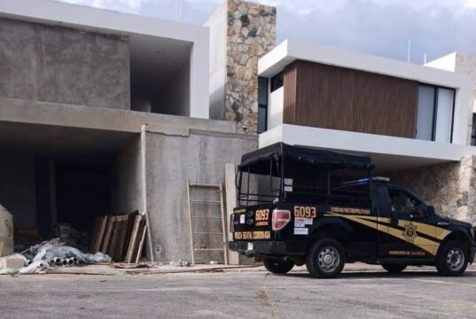 Fletero exhibe en redes presunto conflicto por pago de servicio de entrega en Mérida
