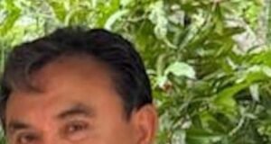Del azul al guinda: Liborio Vidal estrena camiseta y Morena suma a otro experto en cambiar de colores